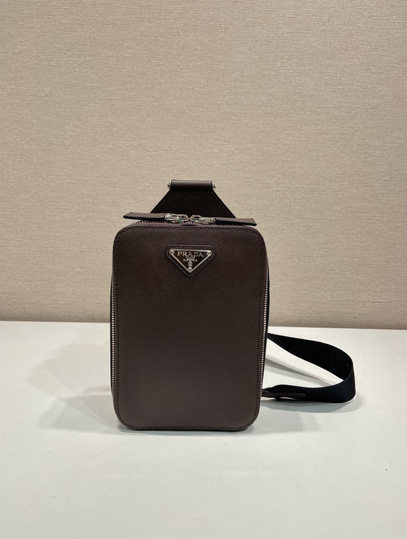 Pra*a waist chest packs